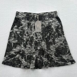 3For$20 Hem & Thread Black/Cream NWT Skirt size M